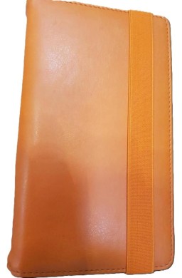 Kalendarz książkowy zbliżony do A5 wymienny wkład