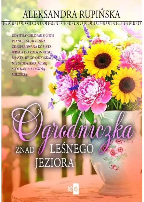 Ogrodniczka znad leśnego jeziora