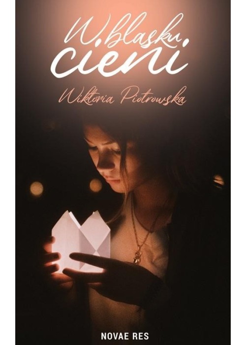 W blasku cieni